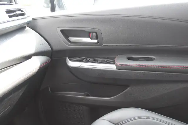 2025 Toyota Sienna XSE AWD - Photo 14