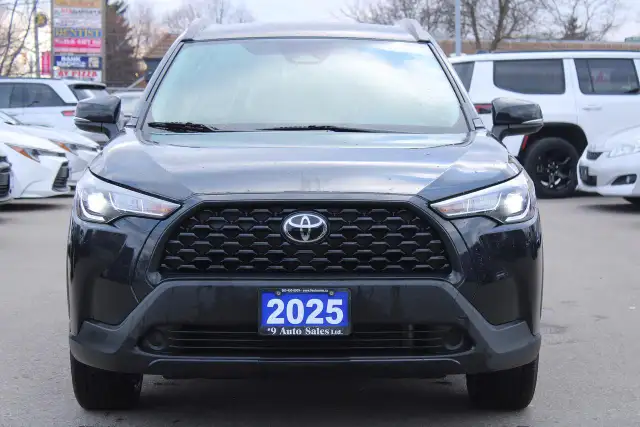 2025 Toyota Corolla Cross LE - Photo 6