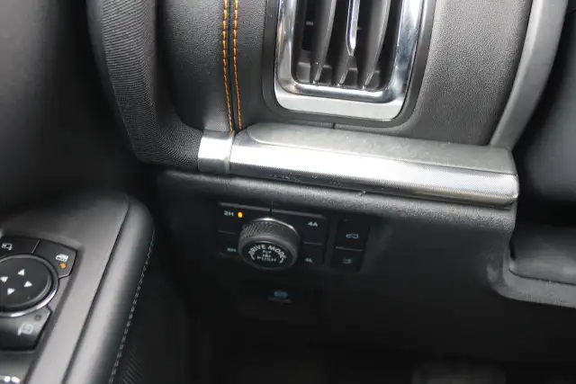 2025 Ford Expedition TREMOR 4X4 - Photo 14
