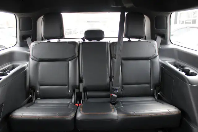 2025 Ford Expedition TREMOR 4X4 - Photo 16