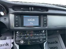 2017 Jaguar XF - Photo 16