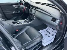 2017 Jaguar XF - Photo 26