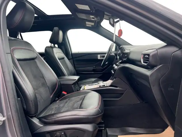 2022 Ford Explorer ST-Line - Photo 14