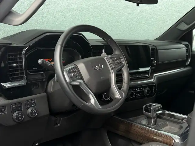 2024 Chevrolet Silverado 1500 - Photo 3