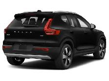 2021 Volvo XC40 Momentum - T5 | AWD | Pano | Clean Carfax - Photo 2