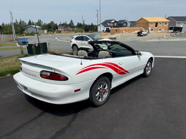 2001 Camaro Convertible - Photo 3