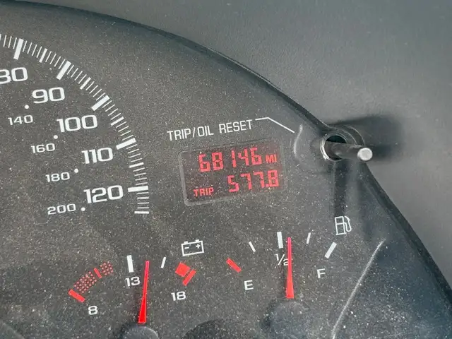 2001 Camaro Convertible - Photo 9