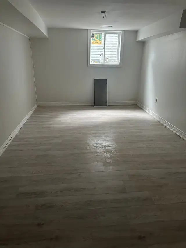 ROOM FOR RENT FOR FEMALE - NEWMARKET - Photo 2