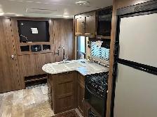 Camper Rentals - Photo 3