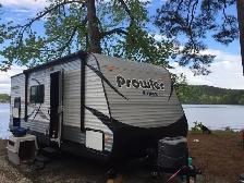 Camper Rentals - Photo 4