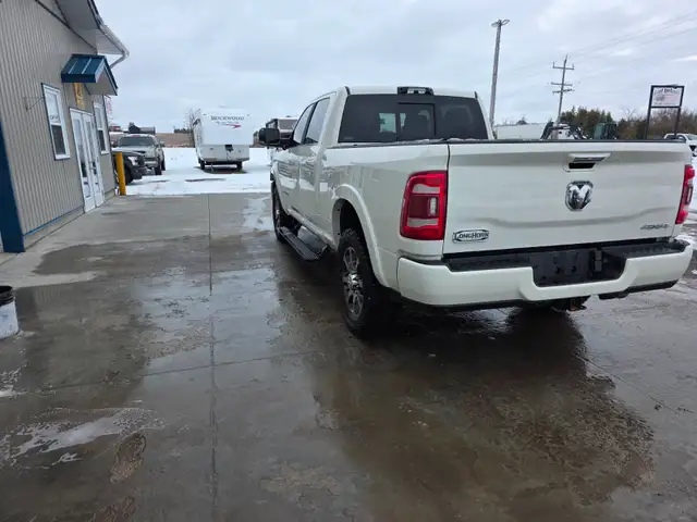2022 RAM 2500 Limited Longhorn Cummins Diesel Crew Cab 4x4 - Photo 6