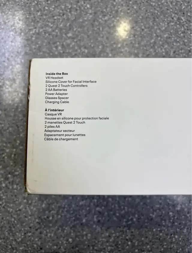 Meta Quest 2 128GB VR Headset Boxed - Photo 2