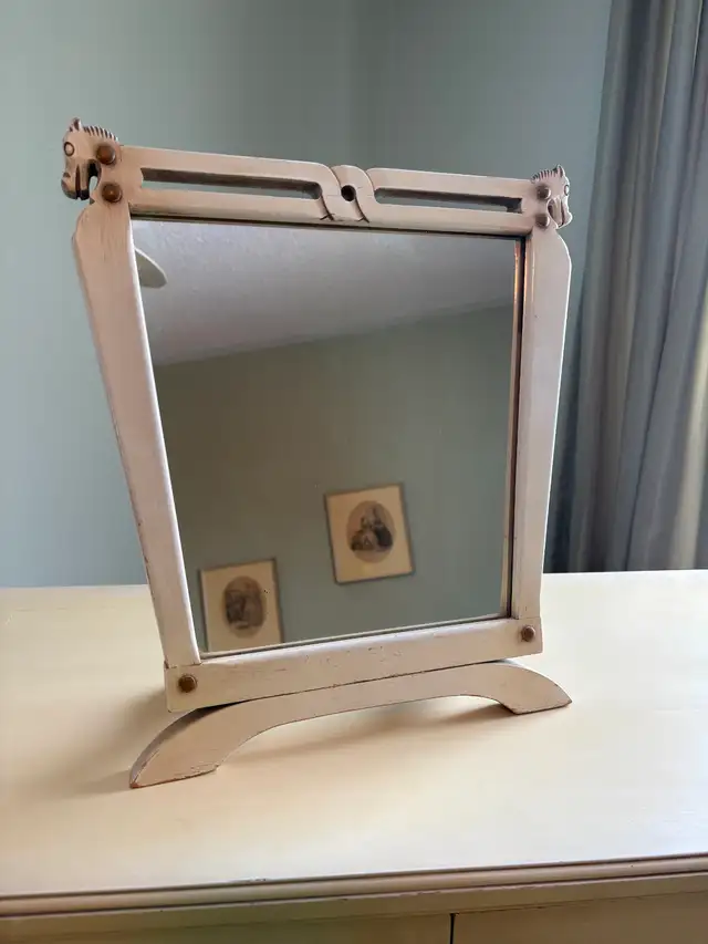 Cute Table Mirror