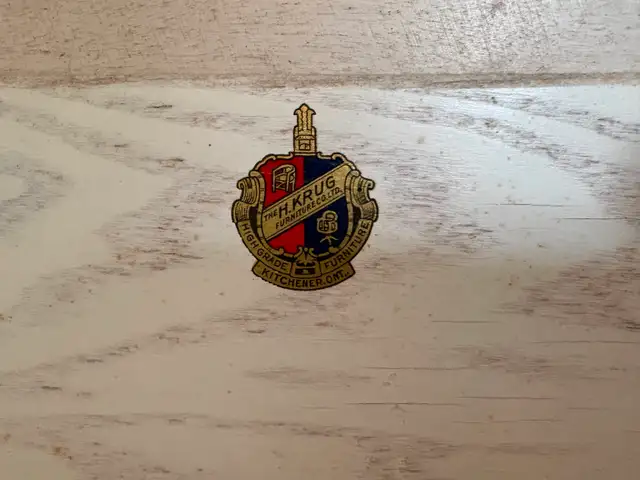 Beautiful Solid Wood Framed Mirror. - Photo 6