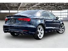 2018 Audi A3 Komfort 2.0T | Premium Pkg | Sunroof | AWD - Photo 2