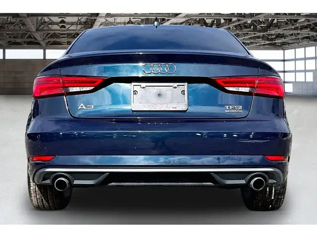 2018 Audi A3 Komfort 2.0T | Premium Pkg | Sunroof | AWD - Photo 4