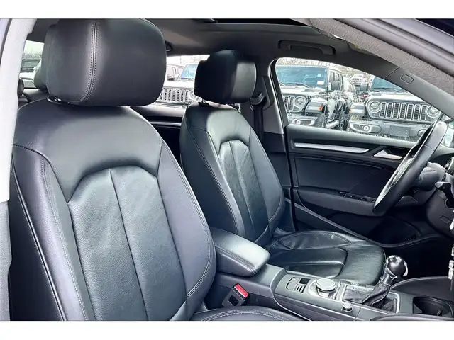 2018 Audi A3 Komfort 2.0T | Premium Pkg | Sunroof | AWD - Photo 7