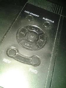 ieGeek IK-703 17.5' Portable Video Player w/ Rotatable Screen - Photo 4