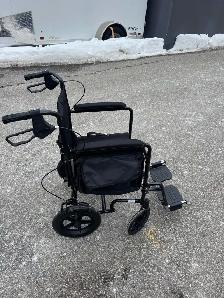 MEDLINE TRANSPORT CHAIR DELIVERY INCLUDED - Photo 3