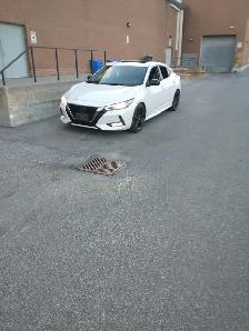 Private car available for shuttle service !!!