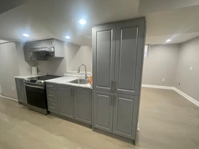 Brand new 2 bedroom 2 washroom basement apartment - Photo 10