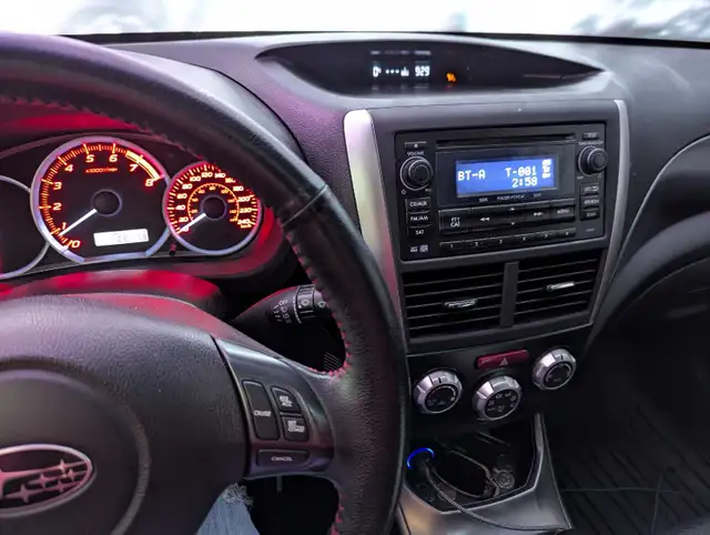 2014 Subaru Impreza WRX limited - Photo 5