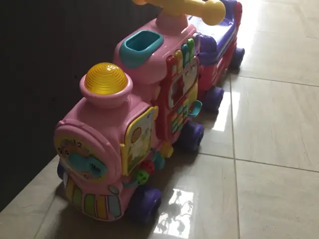 Ride’em Toy Train - Photo 3