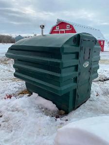 Insulated Ice Fishing / Hunting Blind Shack