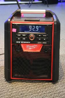 Milwaukee M18 Jobsite Radio/Charger (2792-20) (#43227-3)