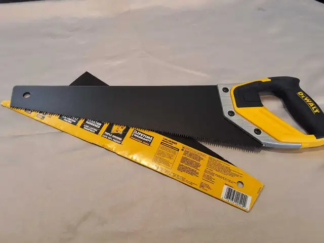 Dewalt DWHT20544L 15' Wood Hand Saw - Photo 2