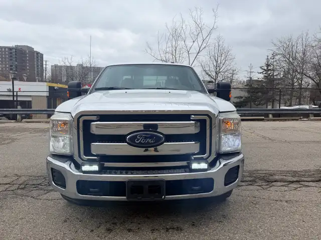Ford F250 super duty 6.2 2016