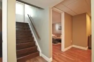 SPACIOUS AND CONFORTABLE TWO BEDROOM APARTMENT - Photo 9