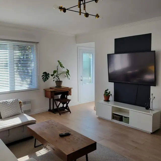 4½ meublé tout inclus – 2 chambres – Disponible avril – 2400$/mo - Photo 3