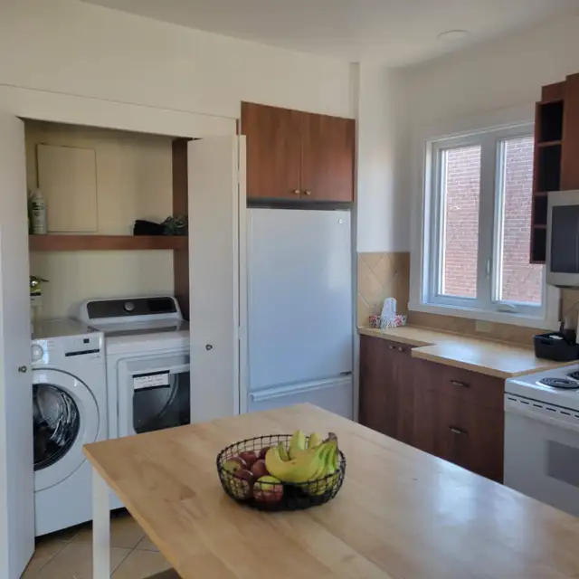 4½ meublé tout inclus – 2 chambres – Disponible avril – 2400$/mo - Photo 15