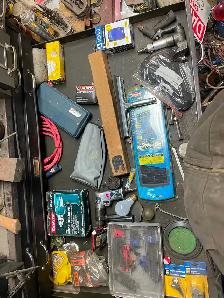 Garage contents sale - Photo 7