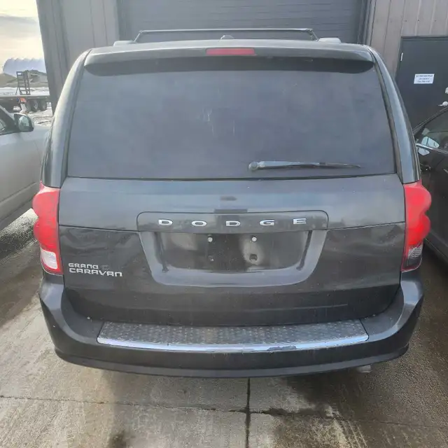 2012 dodge grand caravan - Photo 2