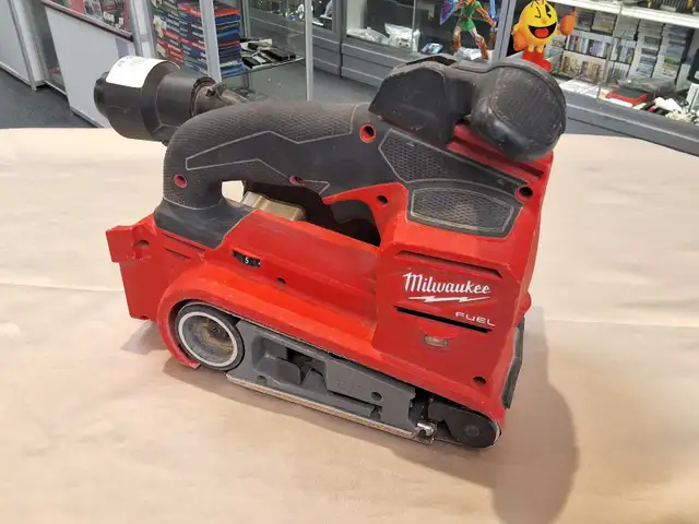Milwaukee 2832-20 M18 Belt Sander Tool Only