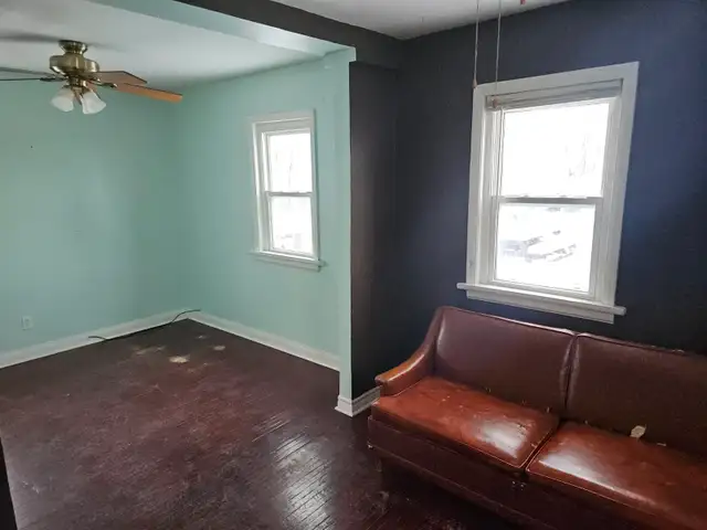 All inclusive 2 bedrooms Apt. CLEAN and quiet, available for May - Photo 3