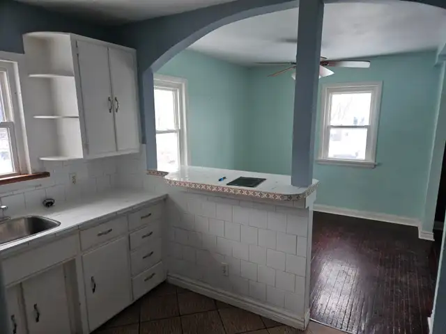 All inclusive 2 bedrooms Apt. CLEAN and quiet, available for May - Photo 10