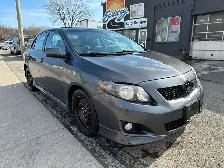2010 Toyota Corolla XRS - Photo 2