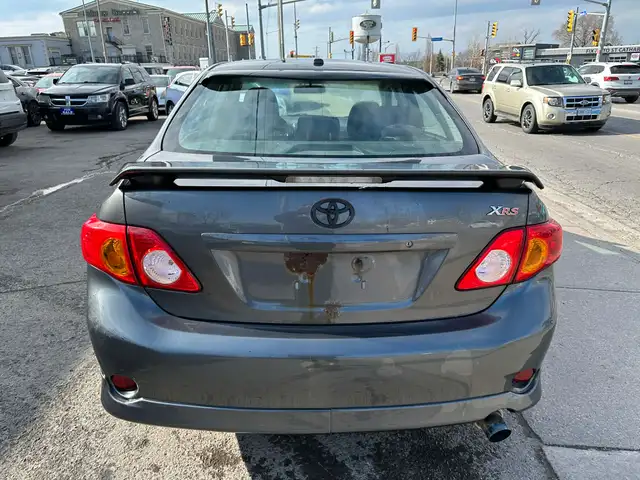 2010 Toyota Corolla XRS - Photo 5