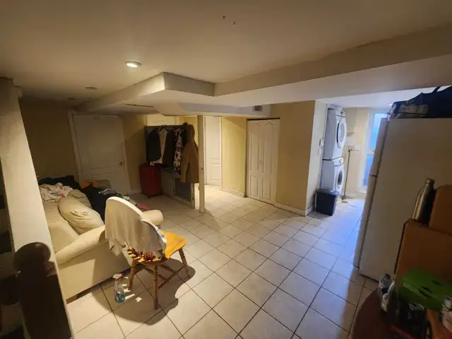 sharing room for rent in Scarborough - Photo 3