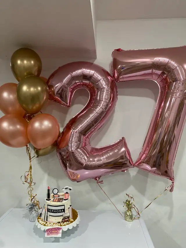 amazing Custom cakes Halton GTA Peel Region