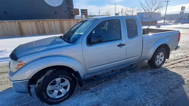 2010 Nissan Frontier (176,000kms, Safetied with Clean Record)