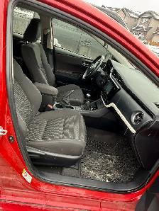 2017 Toyota Corolla – Manual – Reliable & Fuel Efficient - Photo 7