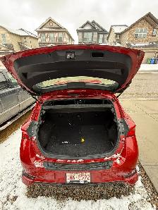 2017 Toyota Corolla – Manual – Reliable & Fuel Efficient - Photo 8