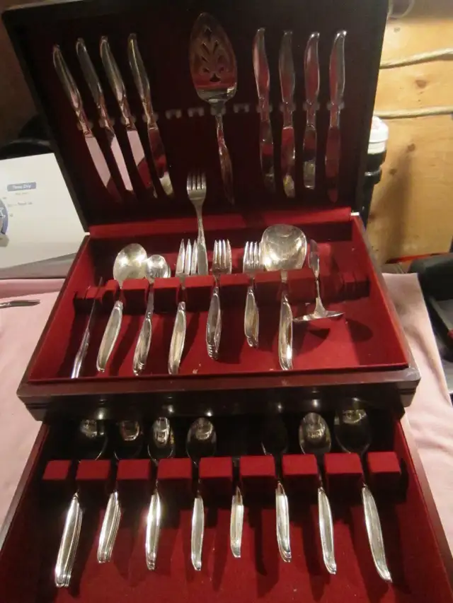 #126  SWEEP silverware set for 8 - Photo 2