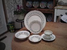 China Dinnerware set