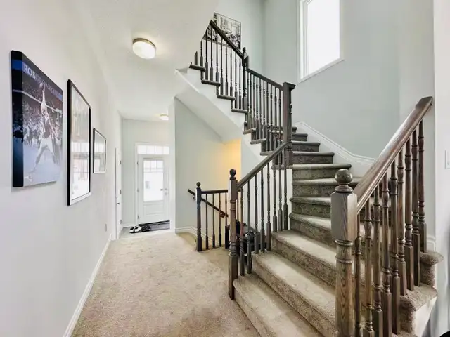 Half Moon Bay End Unit 4-bedroom townhouse for rent - Photo 3