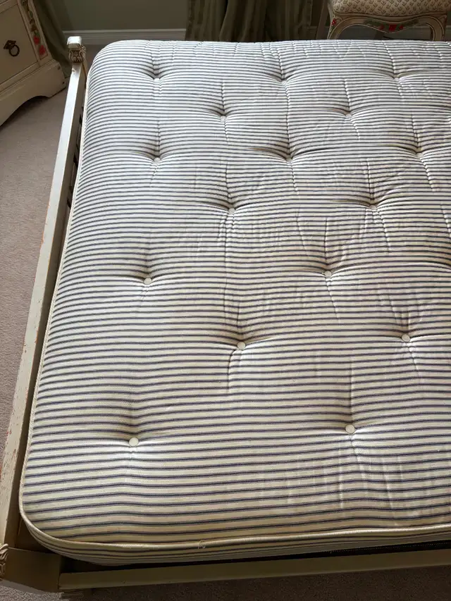 3/4 Size Bed Set - Photo 4